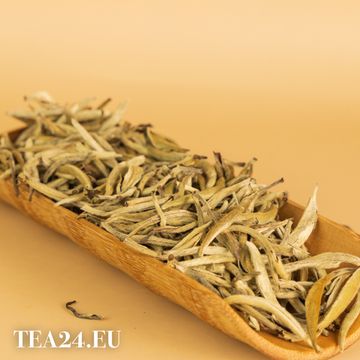 Чай Инь Чжэнь (Серебряные Иглы)