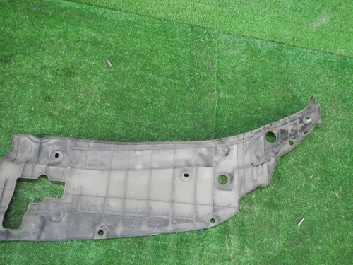 Кожух замка капота Toyota Camry xv50 (2014-2018)