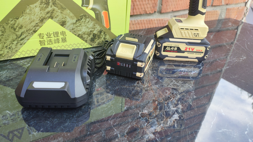 Аккумуляторный гайковерт Feng Bao FB 500