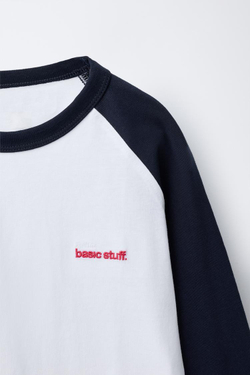 ZARA ФУТБОЛКА РУКАВА РЕГЛАН С ВЫШИВКОЙ, БЕЛЫЙ