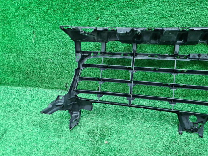 Решетка переднего бампера Porsche Cayenne 3 17-23