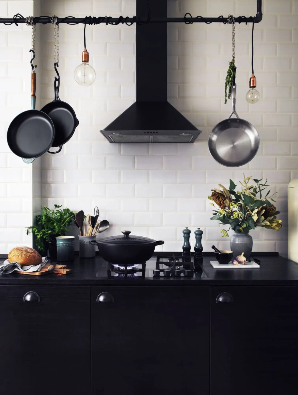 Le Creuset Чугунный кастрюля Marmite 24 см 3,1 л черный
