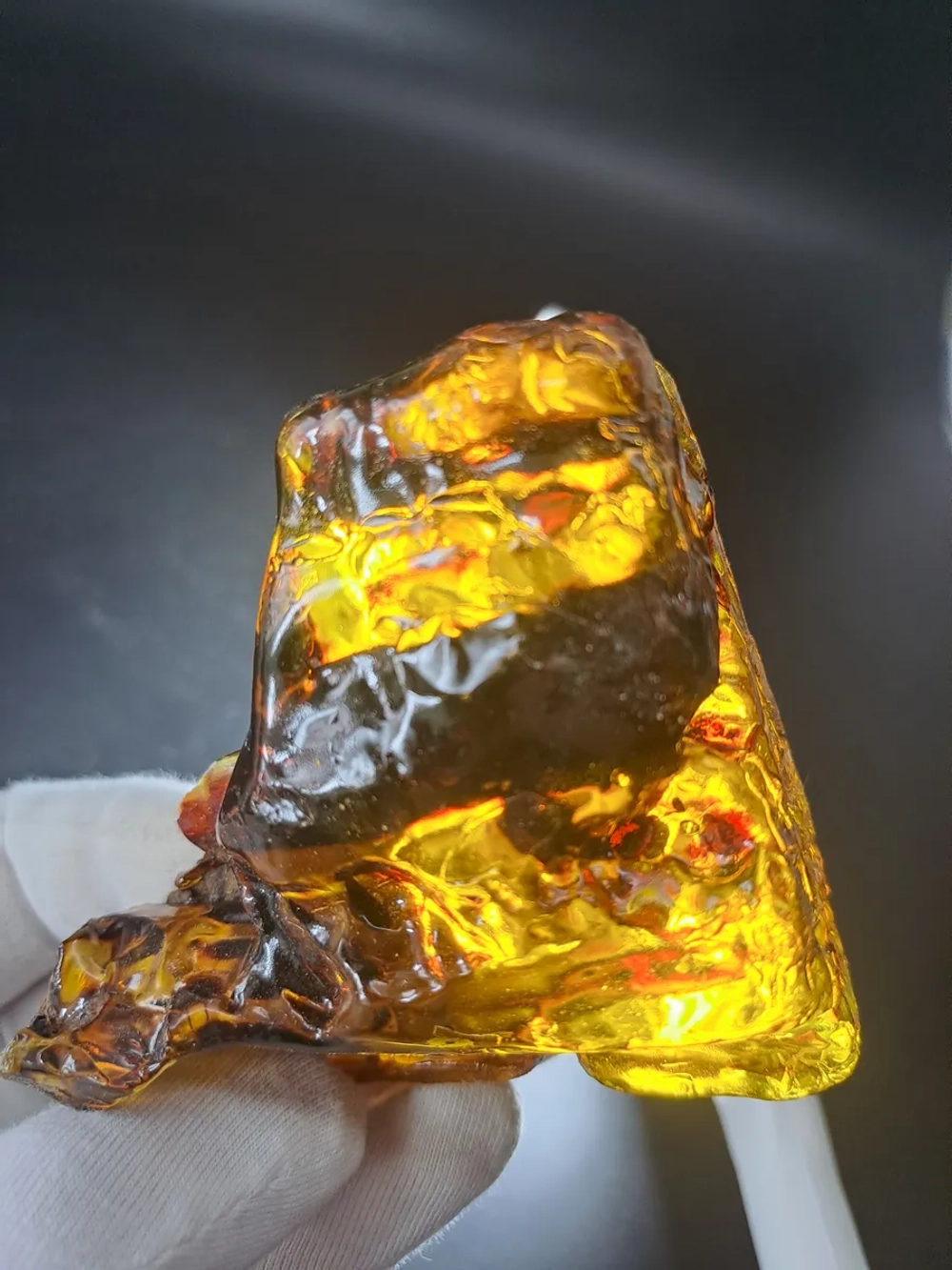 Копал молодой янтарь коллекционный 75 гр