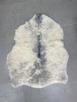 Шкура коврик меховой прикроватный овчина, 100х65 см.