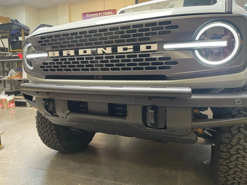 Кронштейн для доп. фар с самими фарами на штатный бампер Bronco / Bronco Raptor 2022+ Форд Бронко Раптор