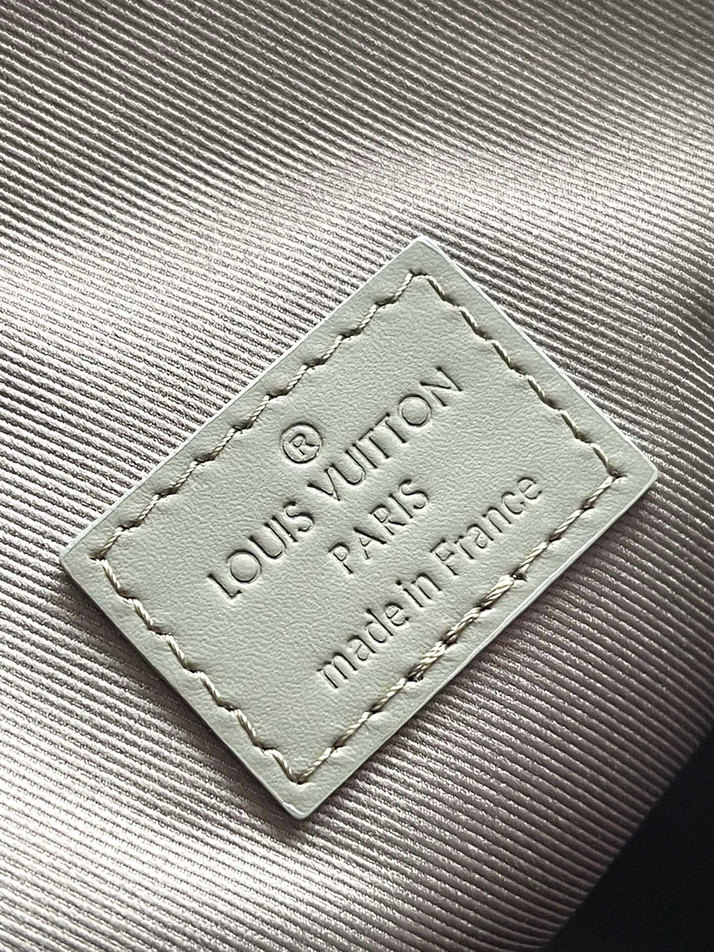 Louis Vuitton Takeoff Pouch