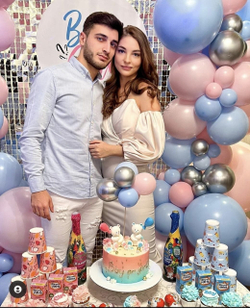 Фотозона на гендер пати с шаром №3457