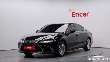 Lexus ES300h 7 Generation Executive (12.2020)