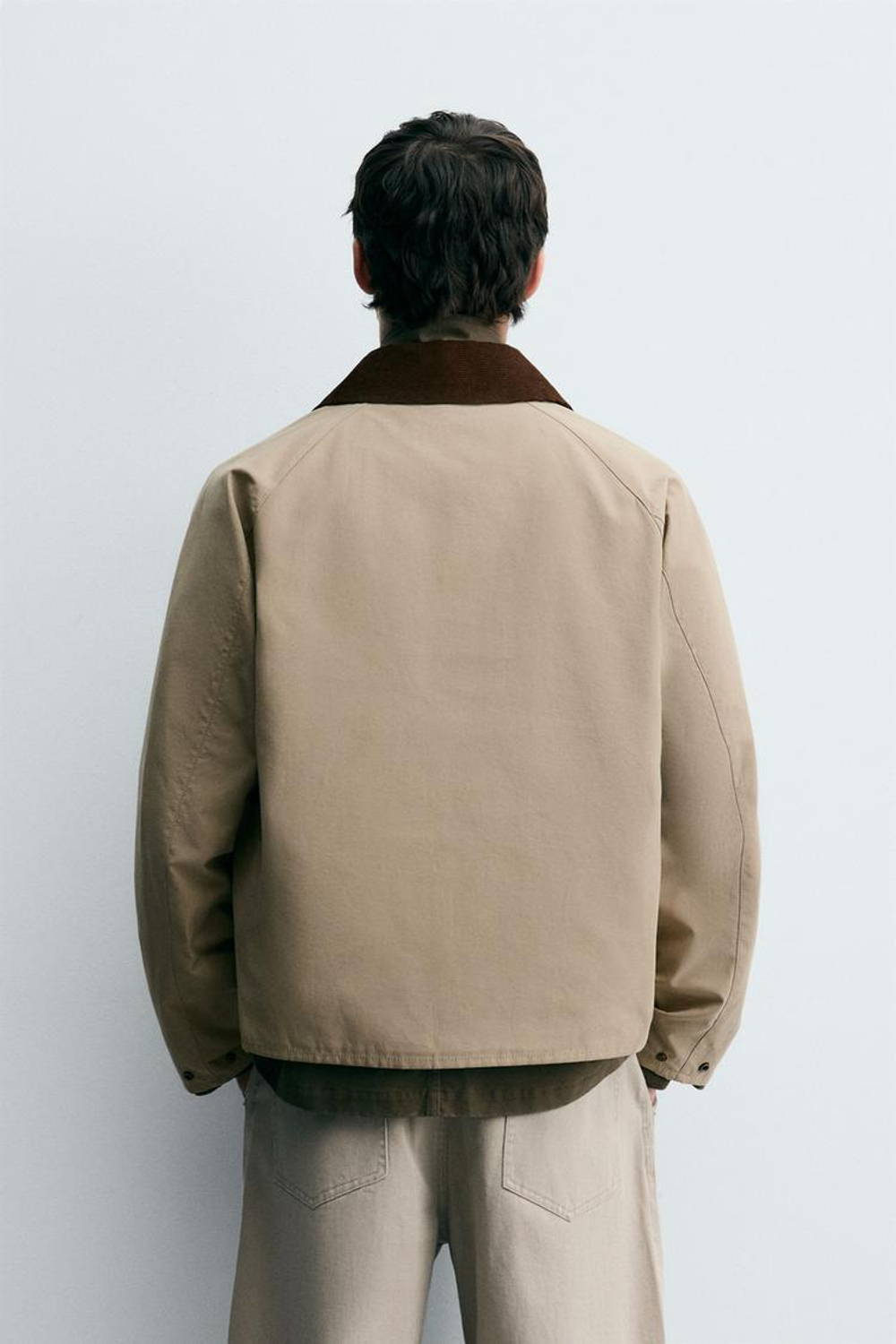 ZARA КУРТКА ТЕХНИЧЕСКАЯ С КОНТРАСТНЫМ ВОРОТНИКОМ, БЕЖЕВЫЙ