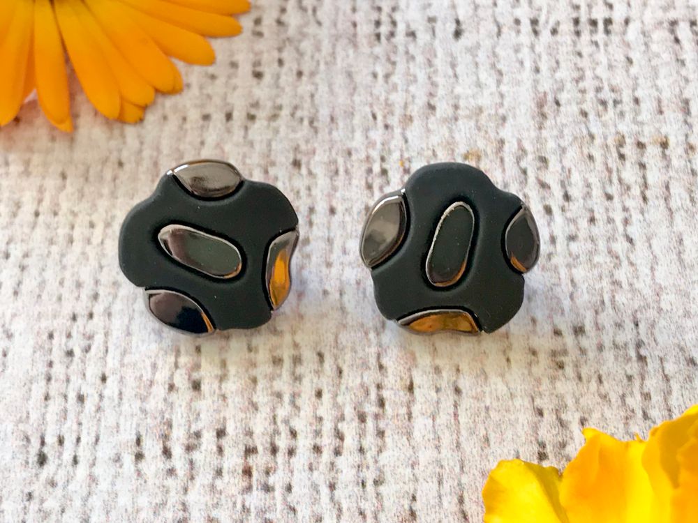 Пуговица костюмная, d 1,6 см