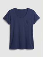 Футболка с карманом и разрезами по бокам