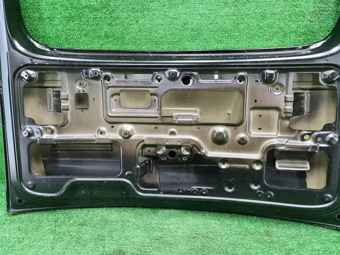 Крышка багажника Hyundai Staria (2021-н.в.)