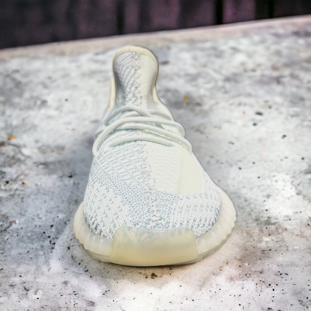Adidas Yeezy Boost 350 V2 • Cloud White