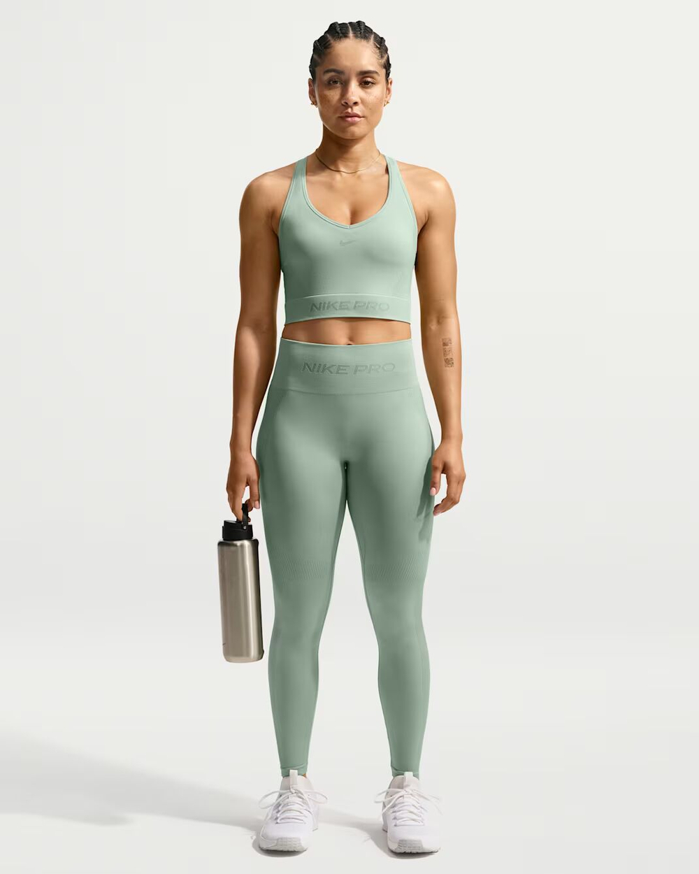 Nike Pro Seamless Женские леггинсы с высокой талией и длиной выше щиколотки - NIKE
