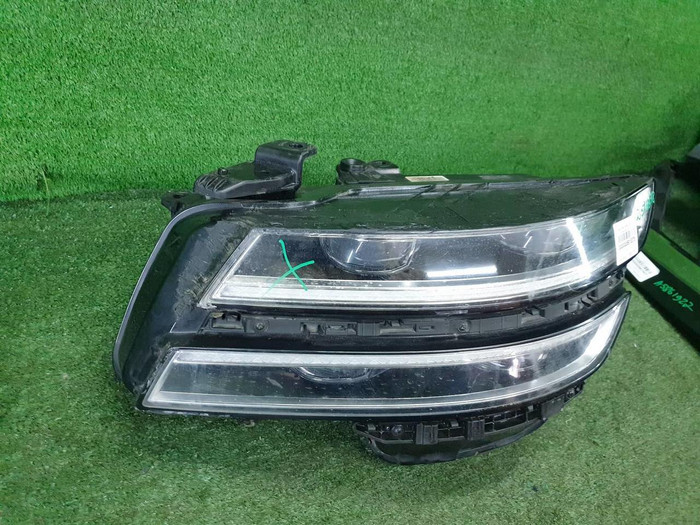 Фара левая Genesis G80 2 (2020-2024) LED