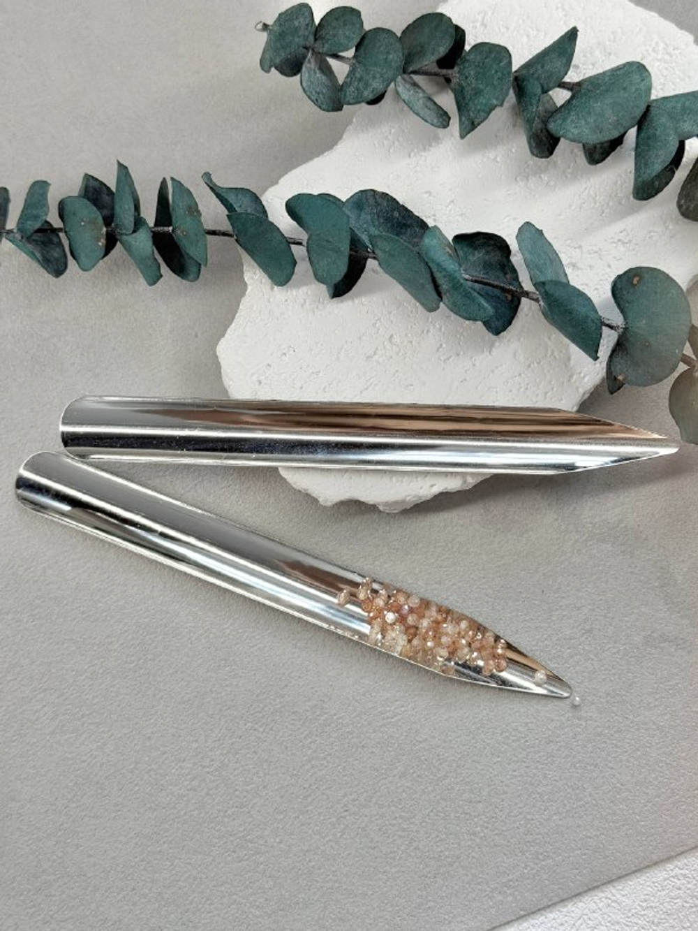 Инструмент для сортировки и уборки бусин