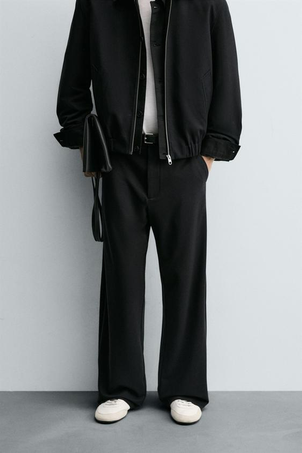 ZARA БРЮКИ RELAXED FIT ИЗ СТРУЯЩЕЙСЯ ТКАНИ, МОРСКОЙ ТЕМНО-СИНИЙ