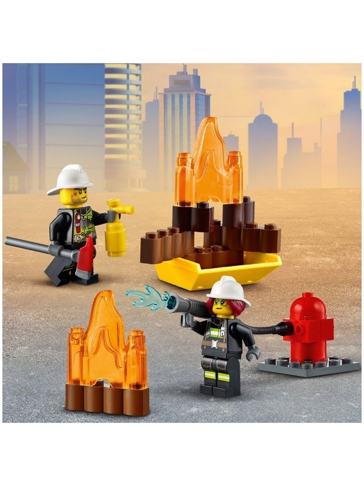 Конструктор LEGO City Fire 60280 Пожарная машина с лестницей