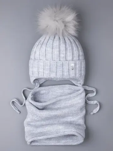 Шапка для девочки зимняя вязаная и снуд