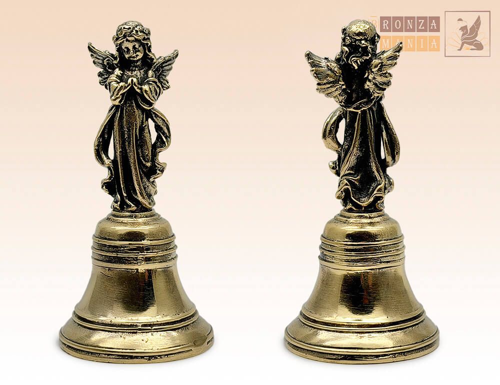 колокольчик Ангел стоит