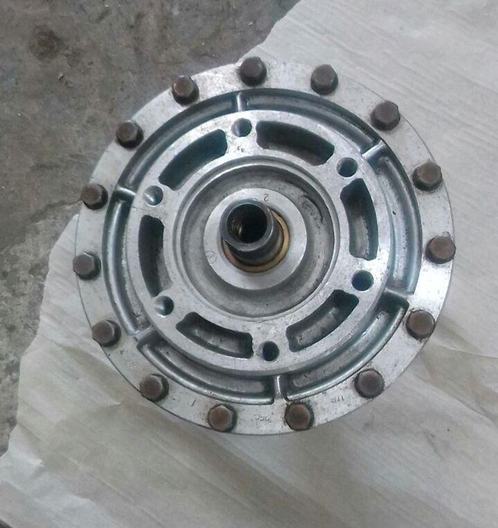 Пневмоцилиндр вращающийся ПЦВ-200