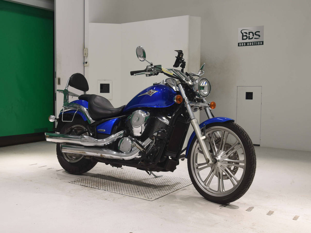 Kawasaki Vulcan 900 Custom