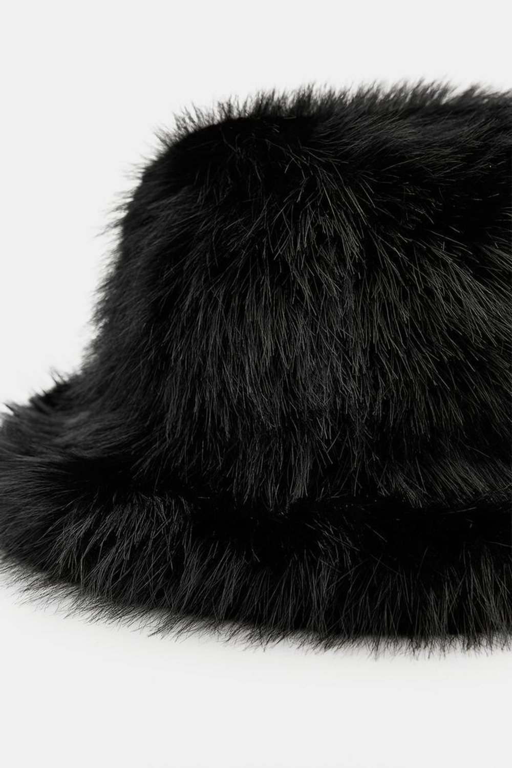 ZARA ПАНАМА ИЗ ИСКУССТВЕННОГО МЕХА, ЧЕРНЫЙ