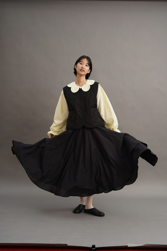 Юбка асимметричная двухслойная из черного батиста