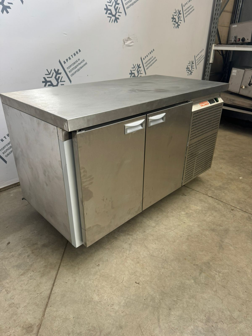 Стол холодильный HIСOLD GN 11 TN O