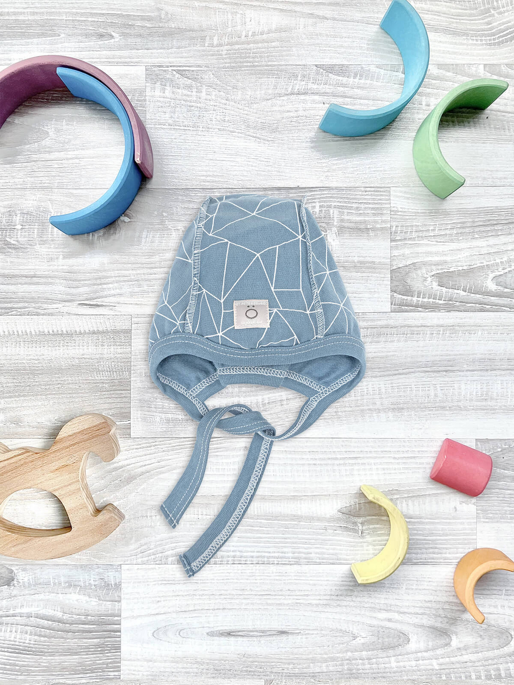 Утеплённый чепчик Mjölk Blue Ice