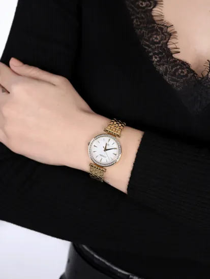 Наручные часы Citizen ER0216-59D