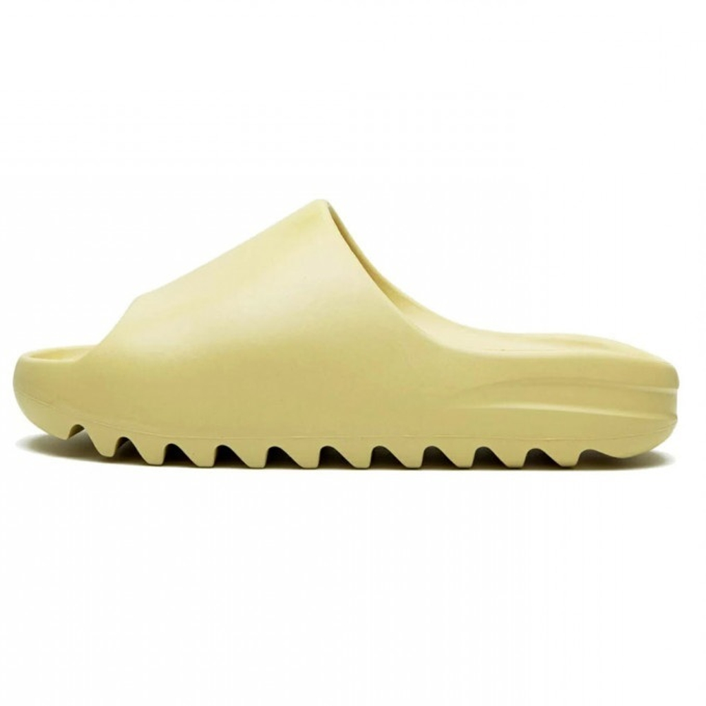 Adidas Yeezy Slide "Desert Sand"