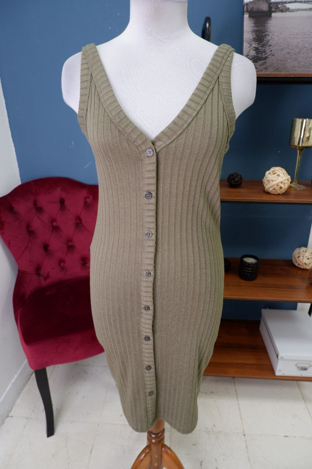 Платье H&M обтягивающее 44 размер