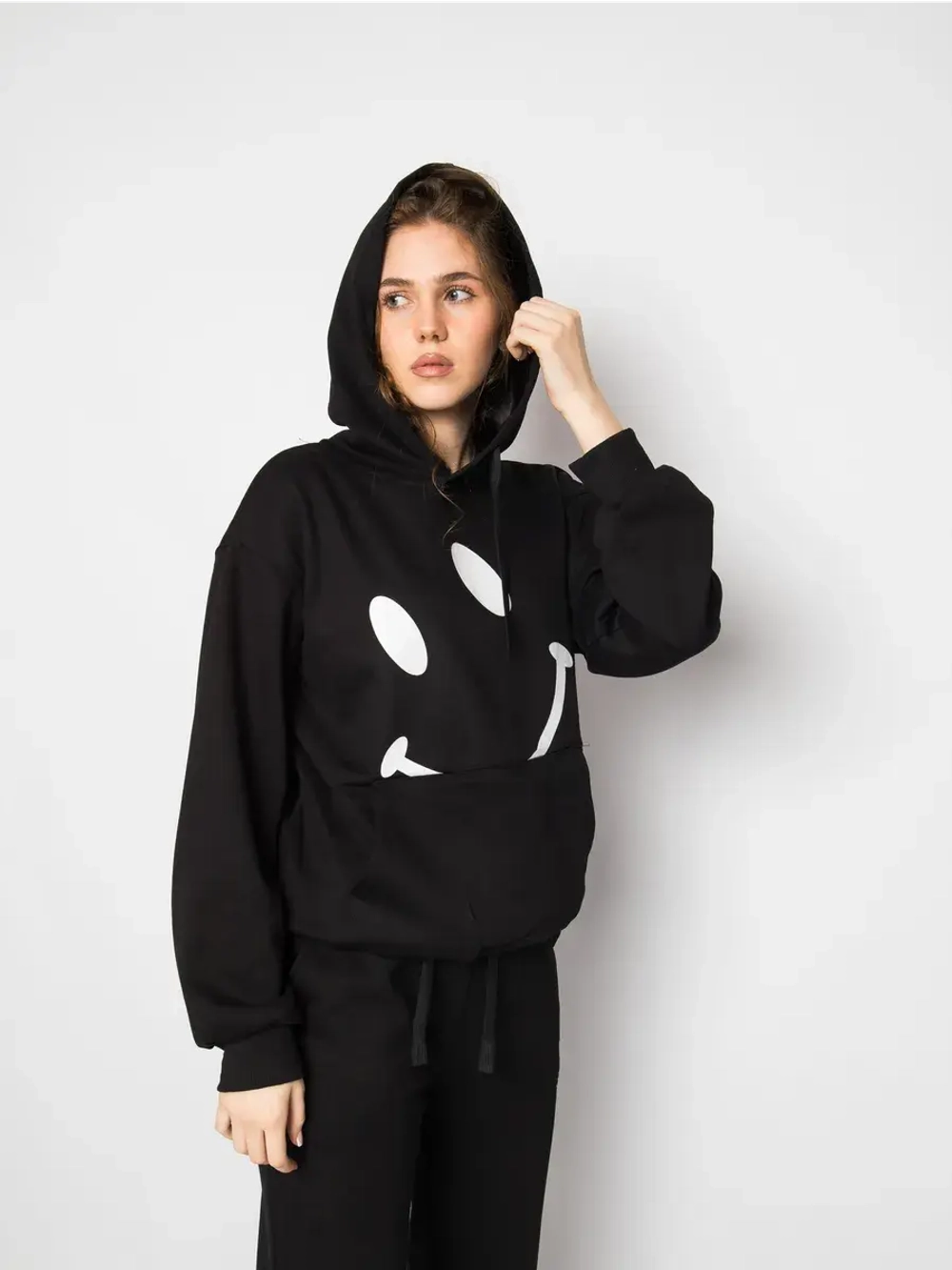 Спортивный костюм утепленный с капюшоном