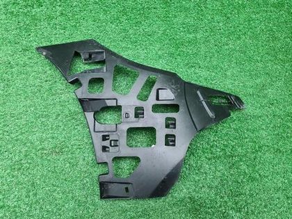 Кронштейн перед. бампера Mercedes S w222 17-20 AMG