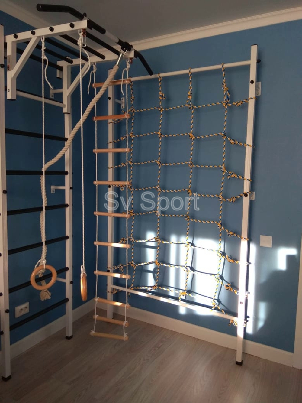 Монтаж шведской стенки Sv Sport с канатным лазом в бетонные, кирпичные стены