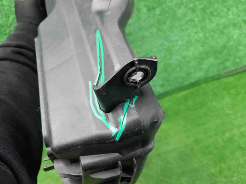 Воздуховод радиатора BMW X1 F48 (2019-2022)