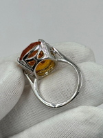 Кольцо с жёлтым кристаллом