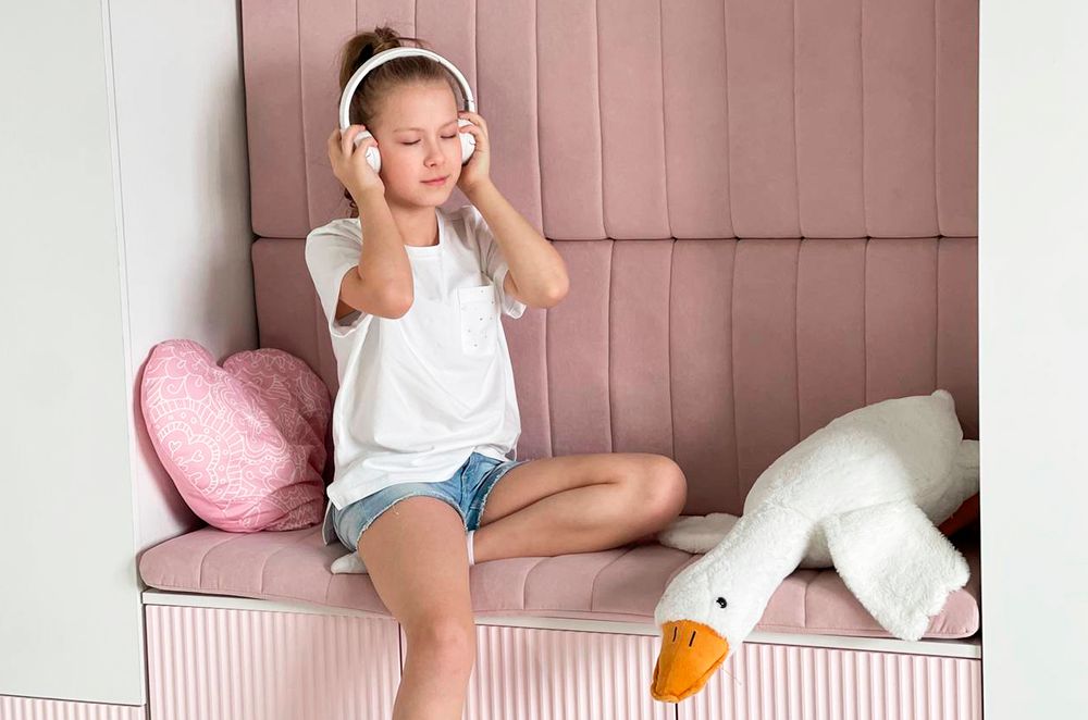 Тумба "Зефир" 115.01, (Белое дерево/пудра розовая (эмаль), 1200*424*536