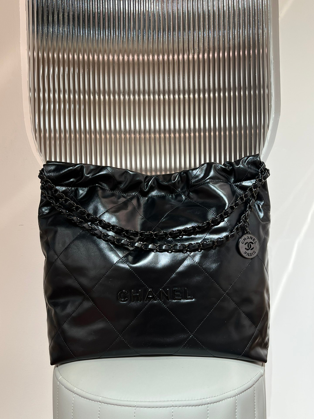 Chanel 22 Handbag