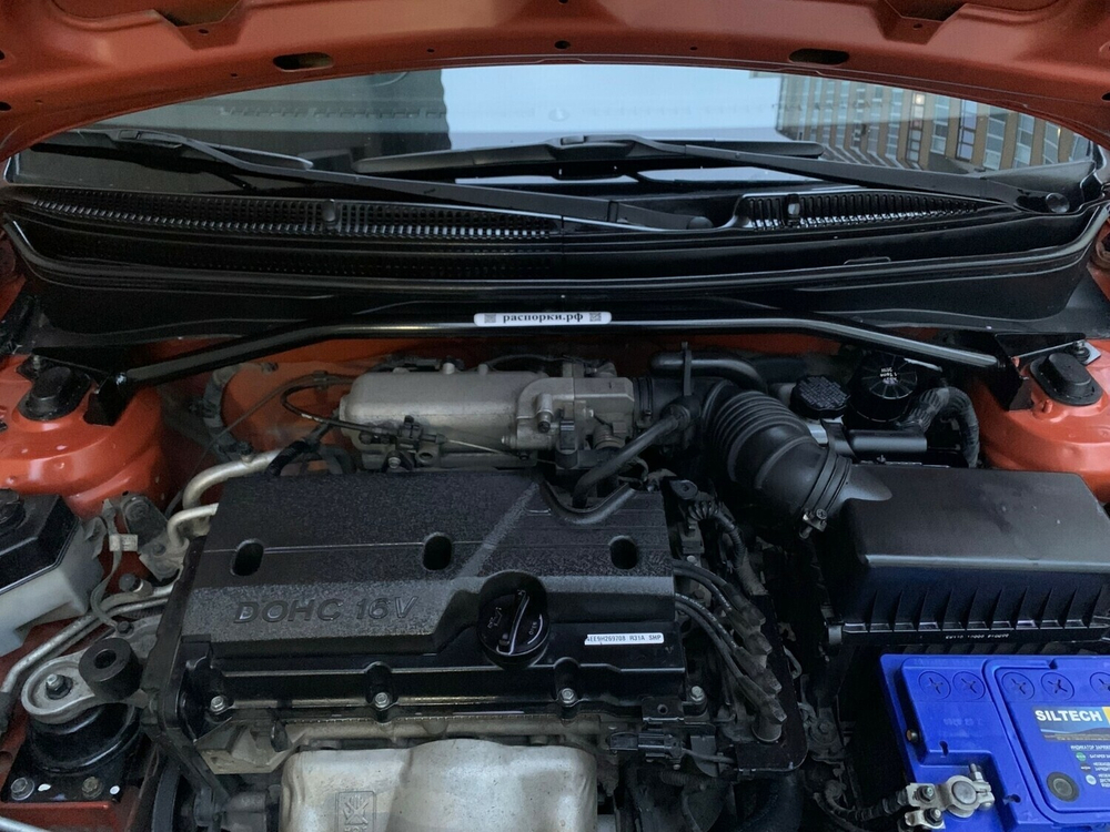Распорка передних стоек (цельная) Hyundai Verna 3, Kia Rio 2