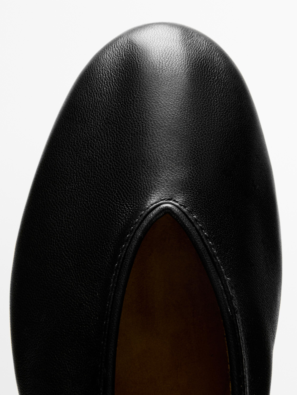 Massimo Dutti Балетки из мягкой кожи, черный