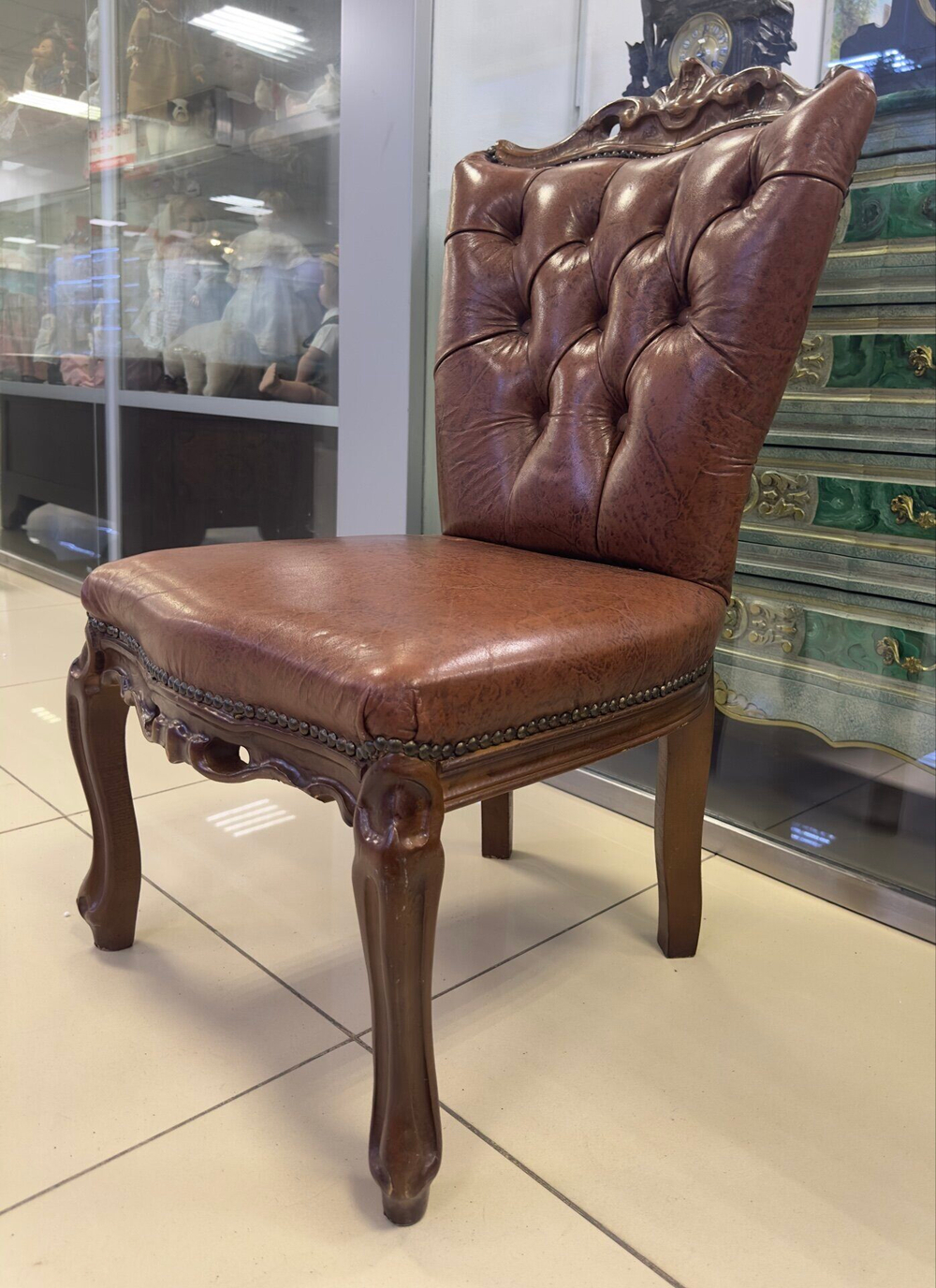 Стул для прихожей