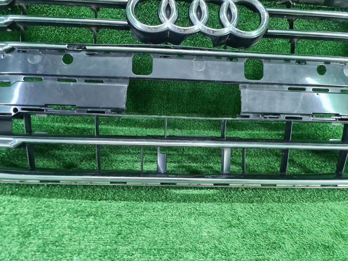 Решетка радиатора Audi A8 4 D5 (2017-2022)