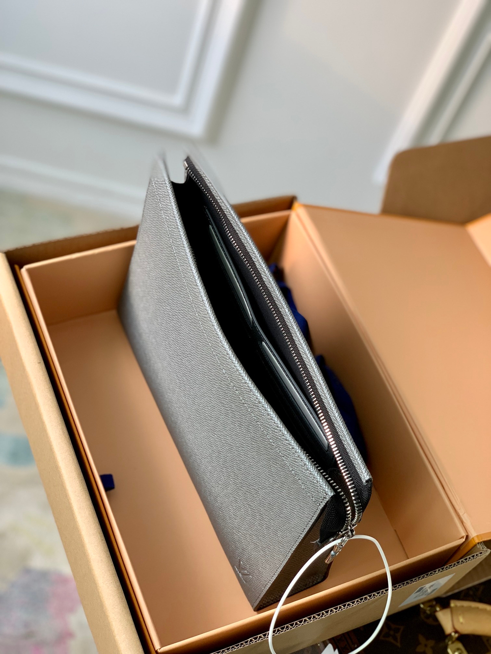 Louis Vuitton Pochette Voyage MM