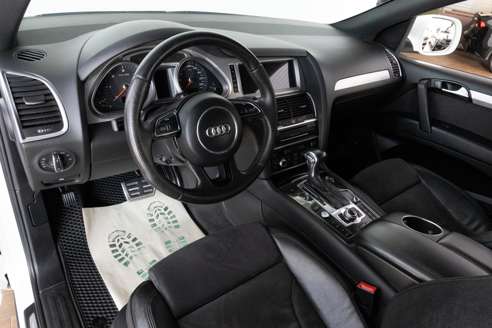 Audi Q7, 2011 год