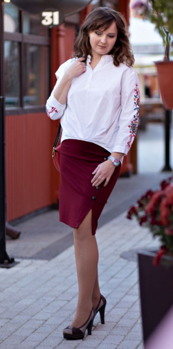 Юбка женская трикоражная трикотаж красная бордовая плотная зимняя весенняя осенняя карандаш до колена узкая приуженная по фигуре размер 48 50 L XL