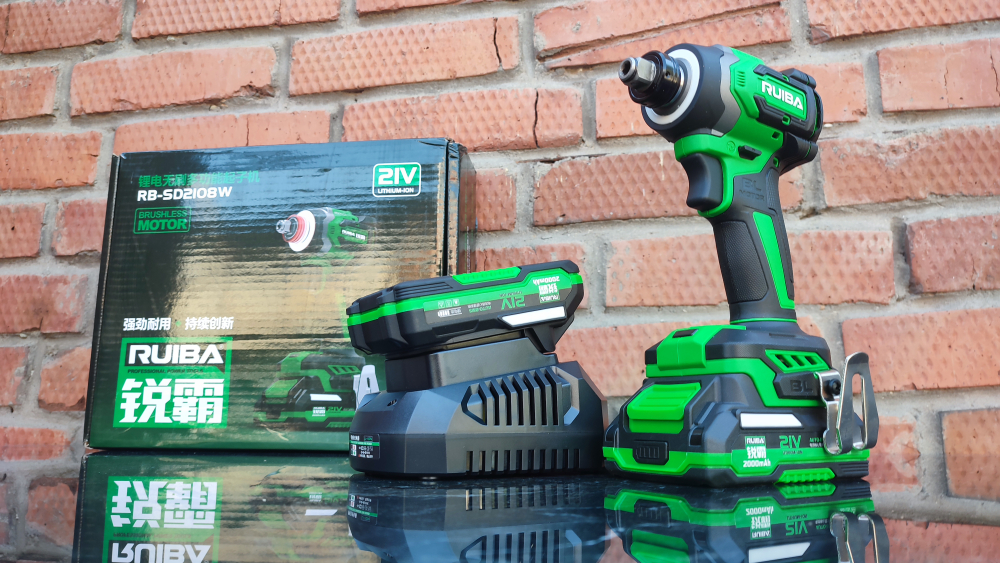 Профессиональный винтоверт / гайковерт Ruiba 230Nm