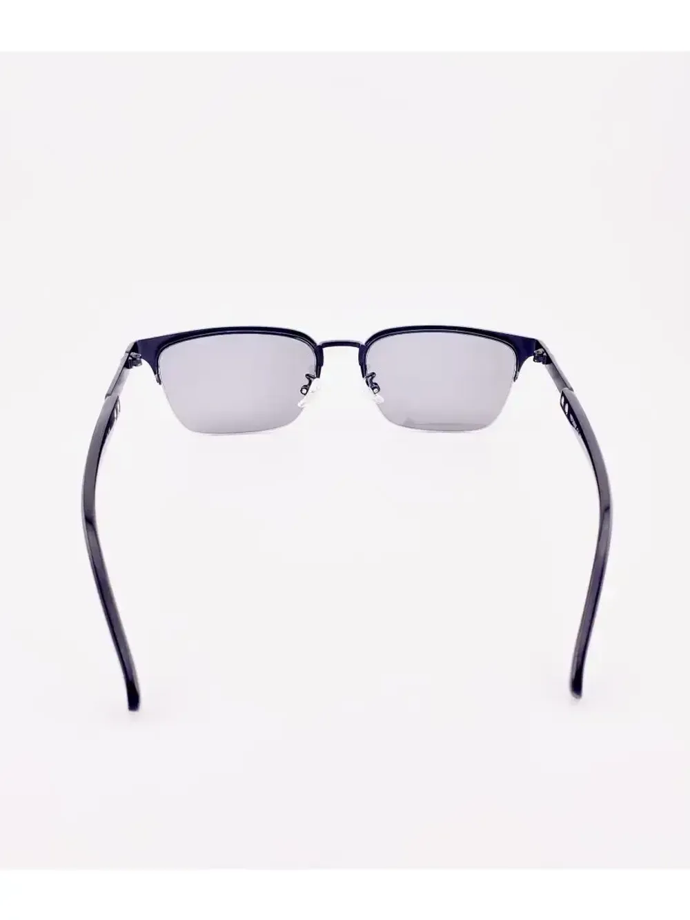 Очки солнцезащитные