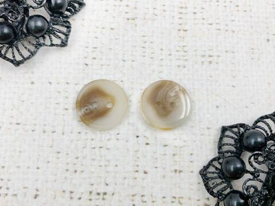 Пуговицы, d 1,8 см, 2 прокола